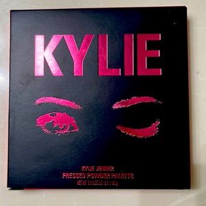 Kylie cosmetics The burgundy palette new in box